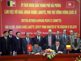 Phó thủ tướng Bỉ thăm KCN Đình Vũ