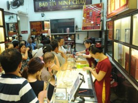 Vàng giảm giá sâu trong ngày ông Táo về trời