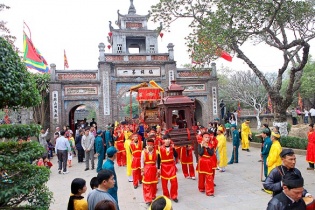 Náo nức trẩy hội đền Cổ Loa