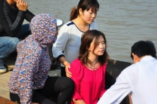 Vụ Cát Tường: Gia đình thêm khổ vì “thầy nổ” tứ phương