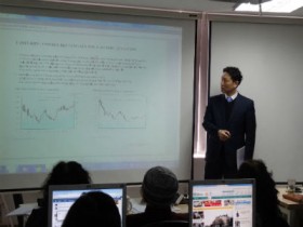 VN-Index sẽ đạt 650 - 700 điểm vào cuối 2014