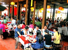 Công ty dịch vụ ăn uống tuyển Phụ trách Kinh doanh