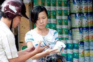 Để giá sữa nhảy múa, Cục Quản lý giá quản gì?