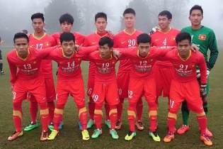 Tuyển U19 Việt Nam hòa U19 Coventry 1-1