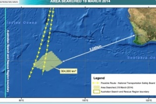 Phát hiện vật thể dài 24m nghi của máy bay mất tích MH370 gần Australia