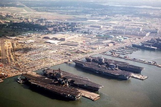 Lại nổ súng ở căn cứ hải quân Mỹ, 2 người thiệt mạng