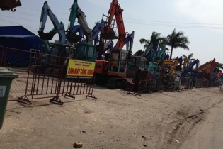 Gia Lâm: Huyện và xã "đá bóng" trách nhiệm