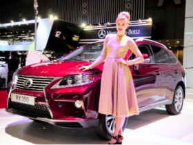 Gần 2.000 xe sang nhập khẩu không cần ủy quyền chính hãng