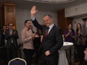 Doanh nhân đua vào ghế Tổng thống Slovakia