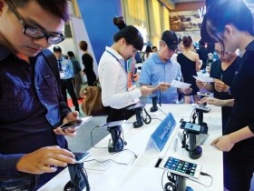 Thị trường OTT Việt: Cuộc đua song mã Zalo - Viber?