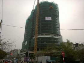 Ngày 5/4: Cất nóc dự án Watermark Hồ Tây