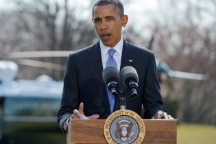 Mỹ ban hành luật viện trợ Ukraine và trừng phạt Nga