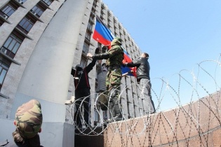 "Tổng thống Nga Putin vẫn có thể đưa quân vào Ukraine"