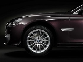 BMW ra 7-Series Horse dành riêng cho Trung Quốc