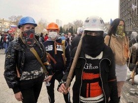 Đông Ukraina cầu cứu Tổng thống Putin giúp đỡ