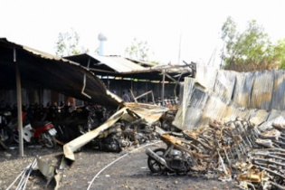 Sẽ khởi tố vụ cháy 300 xe gắn máy tại TP.HCM