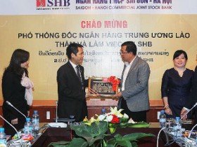 SHB phối hợp với Lào quản lý nợ xấu