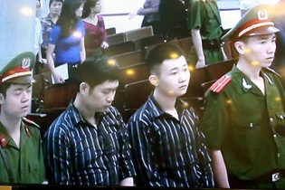 Đang xét xử vụ Thẩm mỹ viện Cát Tường (trực tiếp)