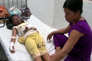 Kinh hoàng cảnh 10 giáo viên và học sinh bỏng nặng do nổ bóng bay