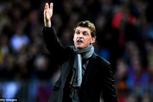 Cựu HLV Barcelona, Tito Vilanova qua đời ở tuổi 45 vì ung thư