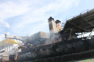 Báo động "tàu ma" neo đậu vật vờ ở Việt Nam