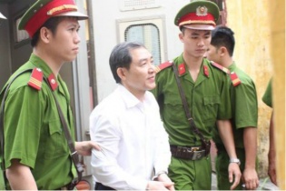 Dương Chí Dũng vẫn bình thản trước vành móng ngựa