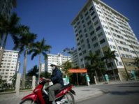 Nhà ở thương mại "ép giá" nhà xã hội