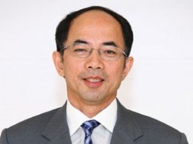 Khối ngoại không nao núng