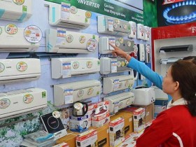 Vào hè, hàng điện máy chống nóng "tăng nhiệt"