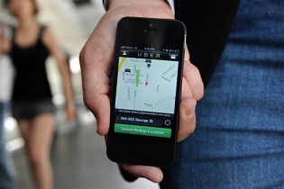 Ứng dụng đi chung xe Uber có giá 12 tỷ USD