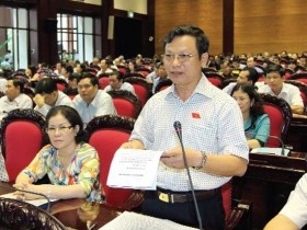 Chặn dự án kiểu "tỉnh bạn có, tỉnh ta phải có"