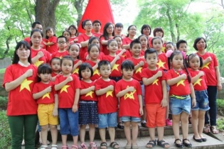 MV “Quốc ca” hiệu triệu con tim hướng về Biển Đông lay động lòng người