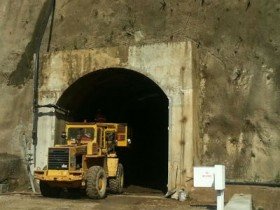 Không giảm thuế xuất khẩu, Niken Bản Phúc có đóng cửa ?