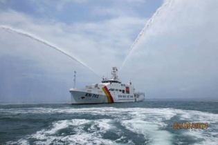 Thủ tướng thị sát tàu Kiểm ngư 781 lớn nhất VN vừa hoàn thành