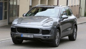 Hình ảnh Porsche Cayenne 2015 "hiên ngang" dạo phố