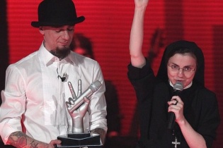 The Voice Italy: Nữ tu sĩ "khuấy đảo" Youtube giành ngôi quán quân