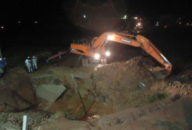 Lại vỡ đường ống dẫn nước sạch sông Đà