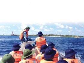 Chuyện chưa kể ở Trường Sa…