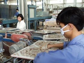 Sức ép lợi nhuận đè nặng Viglacera