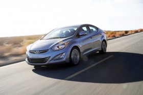Hyundai Elantra 2015 ra mắt, giá từ 17.250 USD