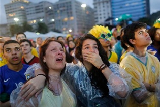 Brazil 12 năm bất bại tại sân nhà và cơn ác mộng gặp xe tăng Đức