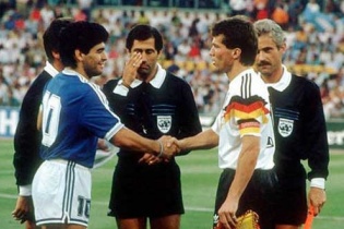 Đức - Argentina: Messi, bây giờ hoặc không bao giờ!