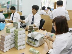 Tín dụng phi mã khó hiểu