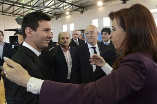 Messi lên tiếng sau những chỉ trích về Quả bóng Vàng