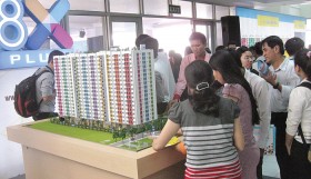 Bất động sản đua tung hàng đón "sóng"