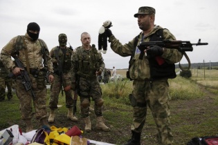 Hiện trường vụ MH17: Ukraine đã thu nhặt được 181 thi thể