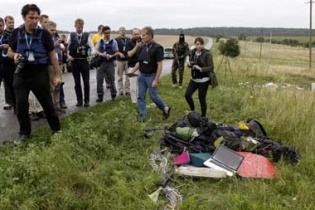 Phe ly khai chuyển gần 200 thi thể nạn nhân máy bay MH17 đến Donetsk