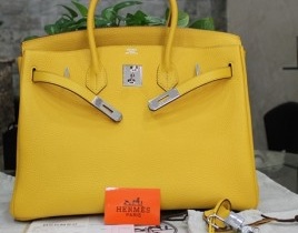Phạt 2 cơ sở bán hàng nhái Hermes tại HN