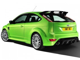 Ford Focus RS 2016 có công suất 330 mã lực