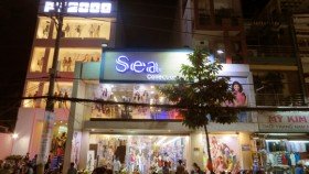 Hé lộ về "thế giới ngầm” hàng xách tay